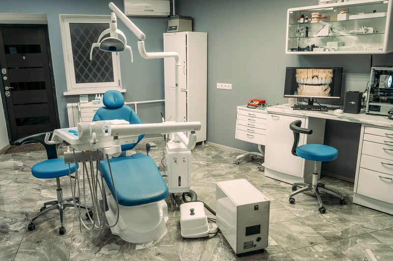 Уютные кресла, где пациенту будет спокойно.